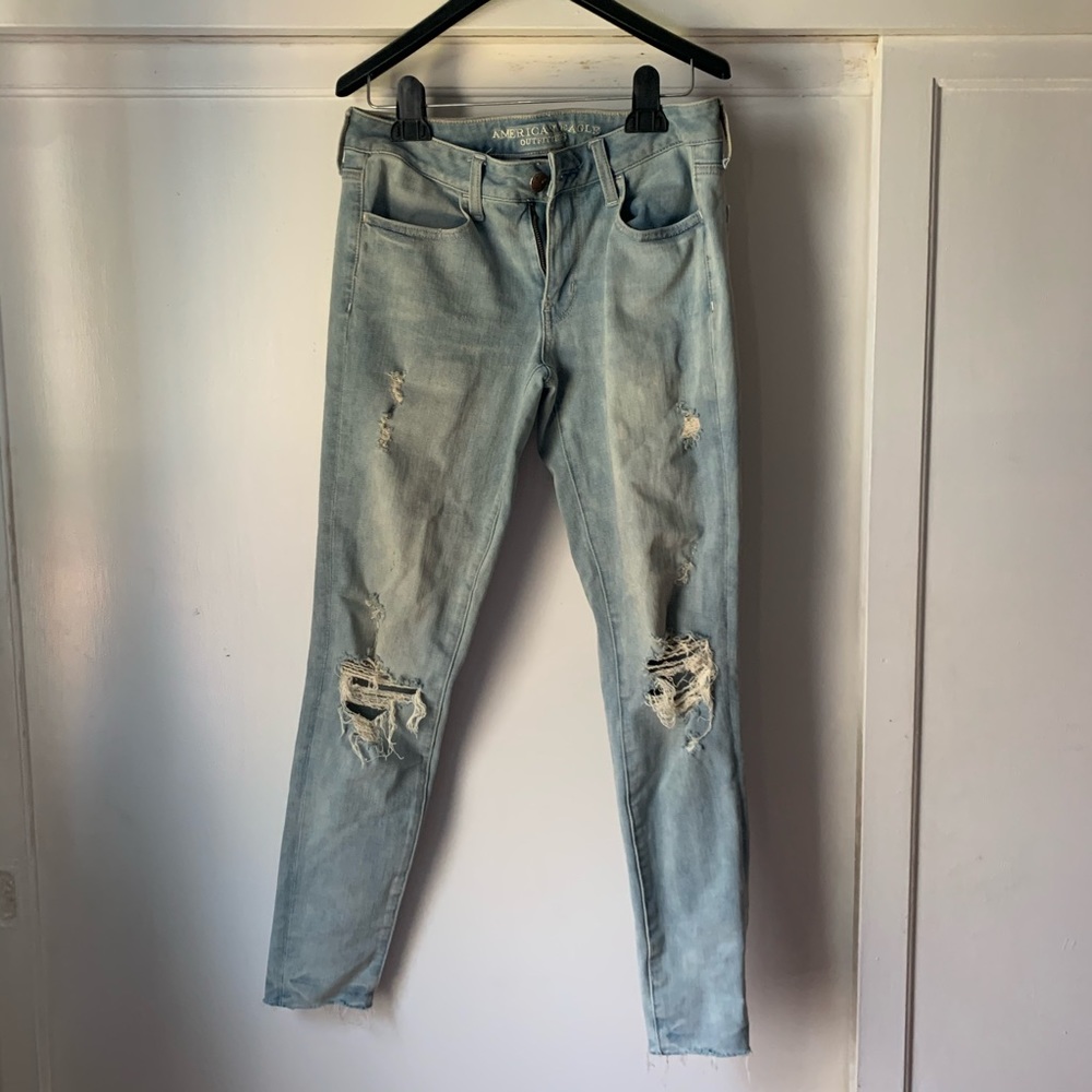 American Eagle Distressed Mom Jeans